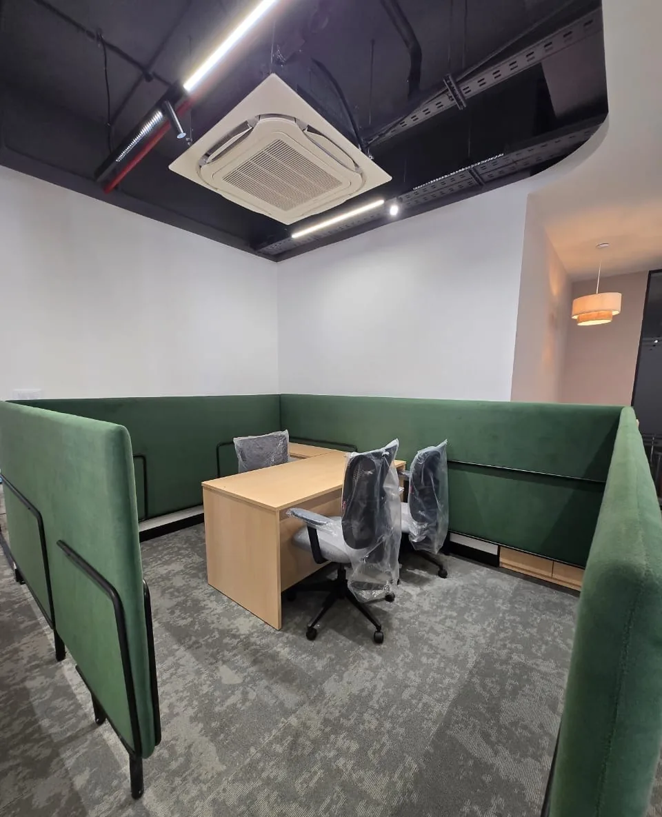 IT and GCC Offices project by Officea Design & Build